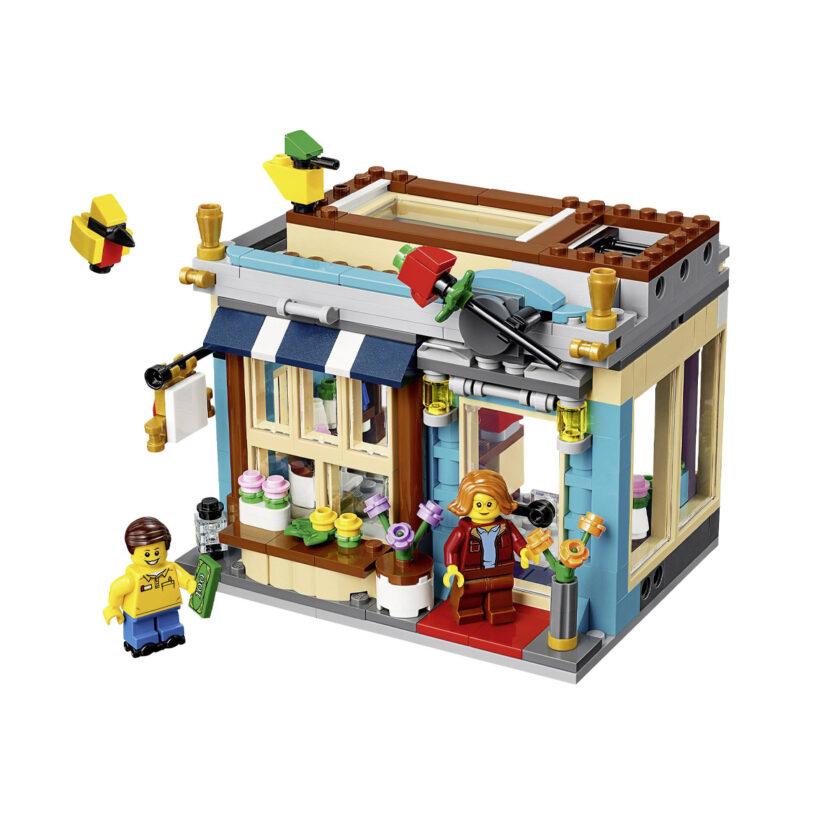 Lego-Creator Townhouse Toy Store 554 Pieces