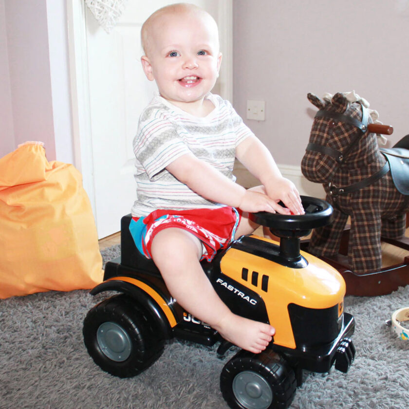 HTI Toys-JCB Tractor Ride On