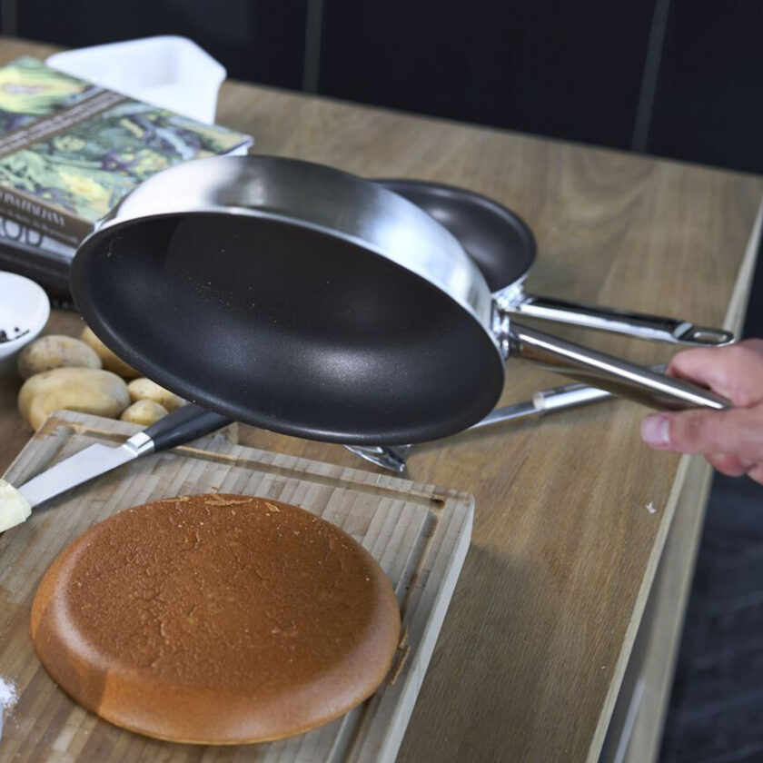 Zwilling Pro Non-Stick Frying Pan 24 CM