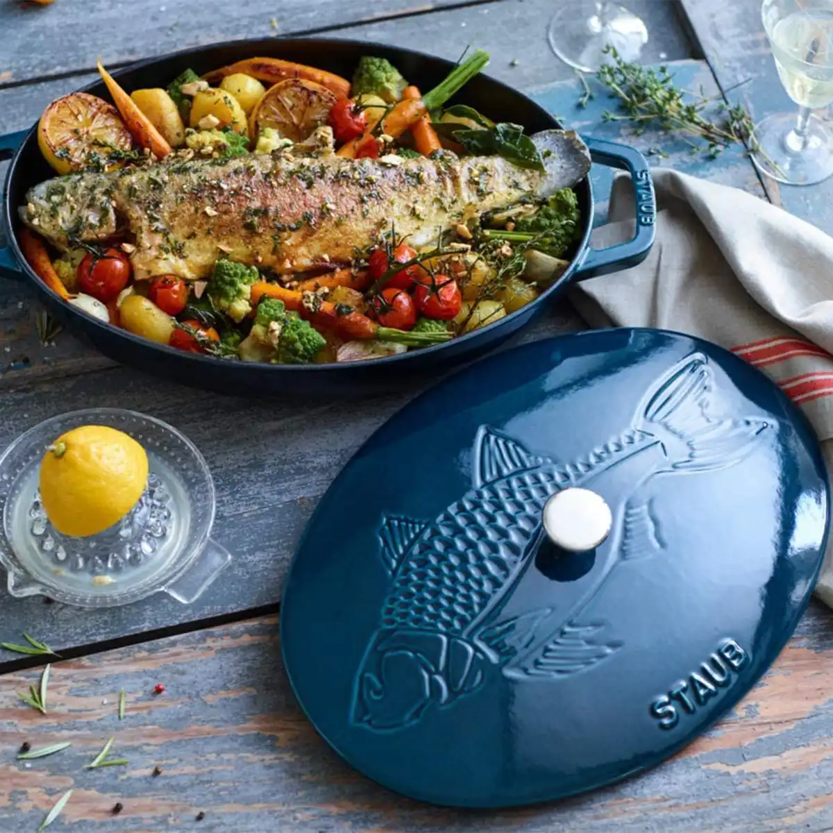 ტაფა თუჯის თევზის ფორმის თავსახური 33 სმ Staub Specialties - Image 6