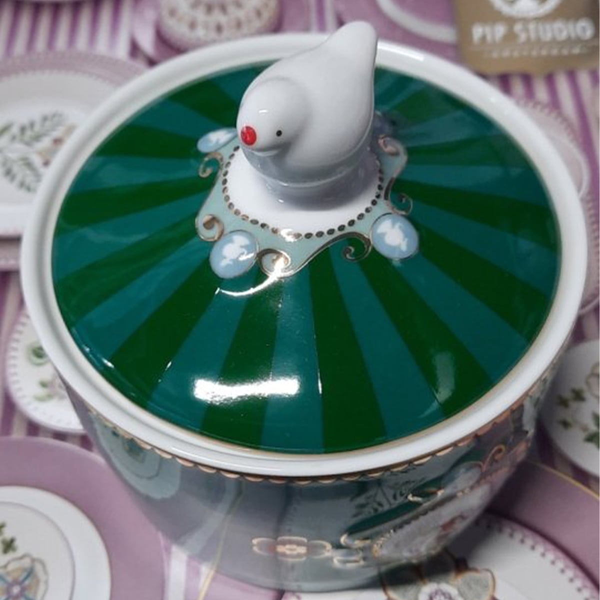 Pip Studio Love Birds Medallion Sugar Bowl 0.3 L - Image 4
