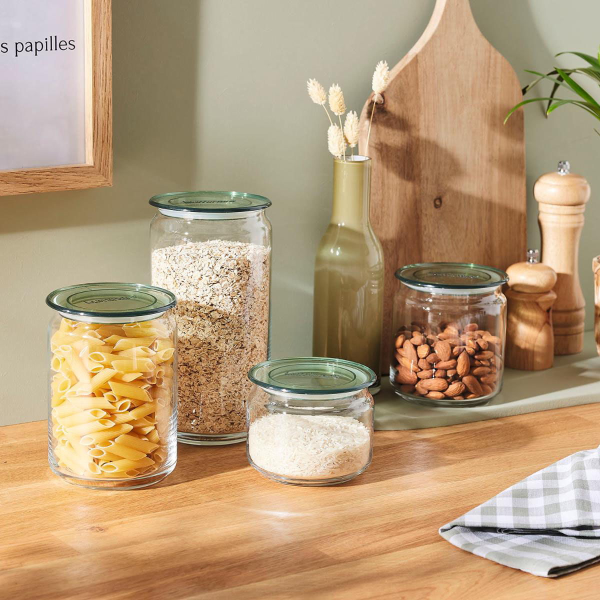 ქილა თავსახურით 1.5 ლ Pure Olive Green Luminarc - Image 3