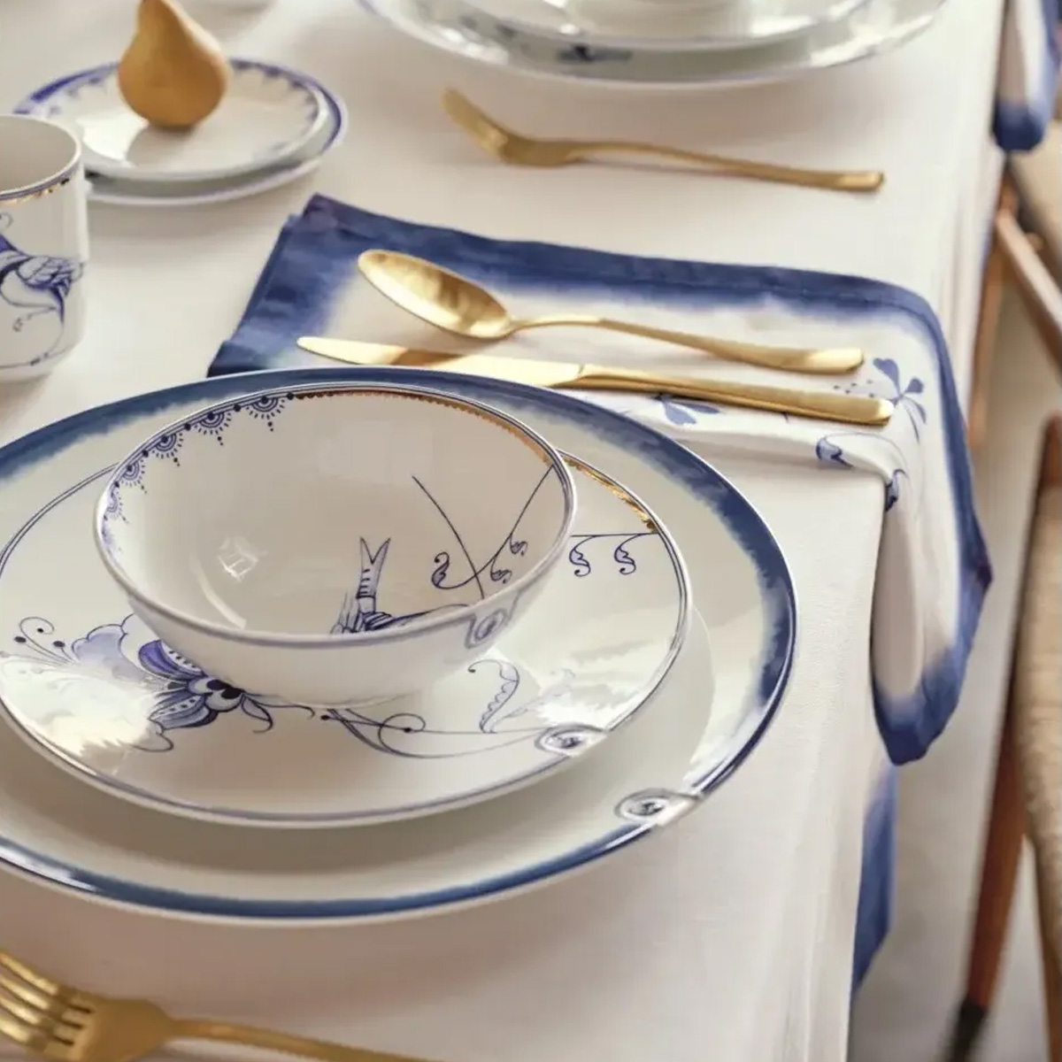 თეფში ფაიფურის ლურჯი დეტალით 30 სმ Blue Bird Pip Studio - Image 7