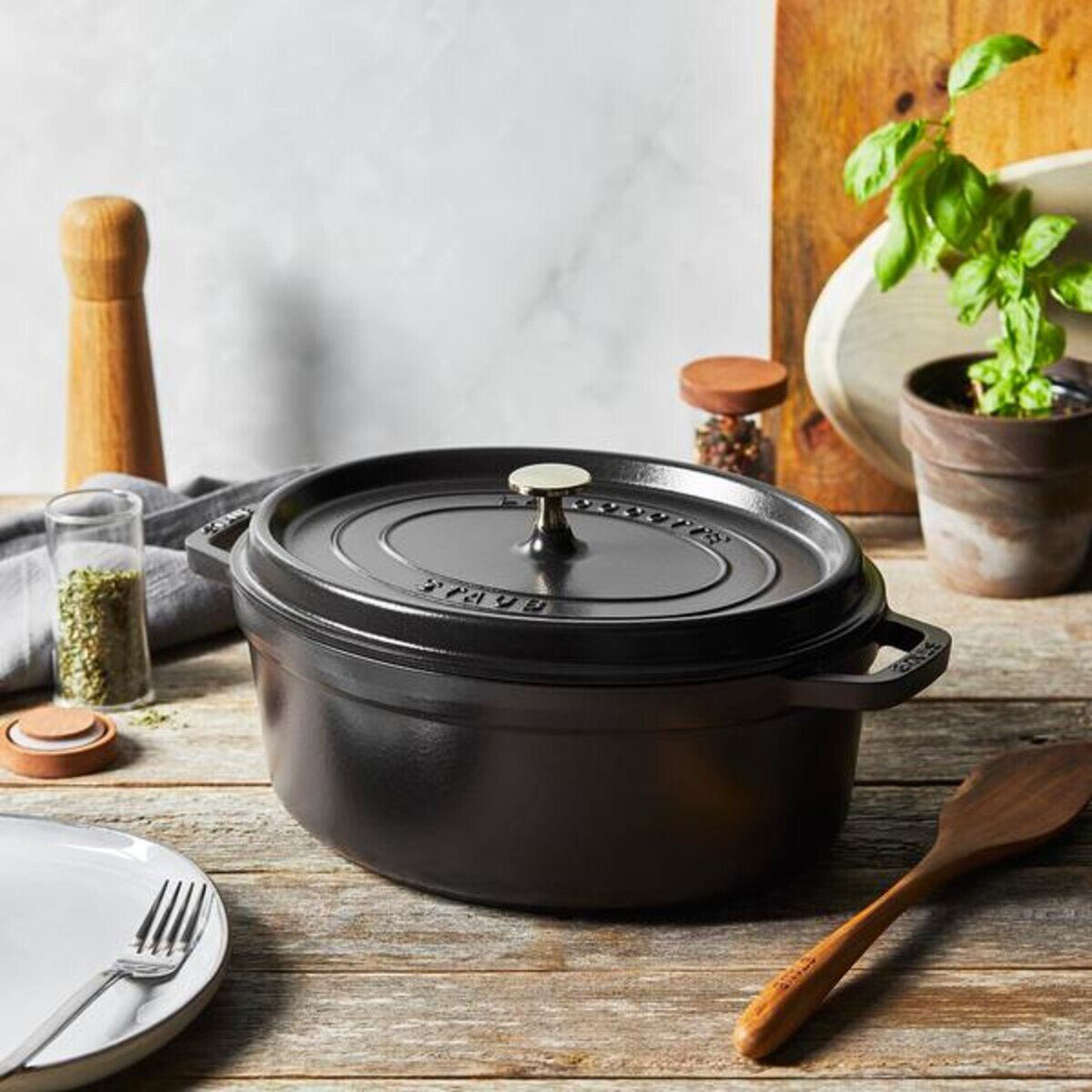 Staub Cast Iron Cocotte 5.5 L - Image 4