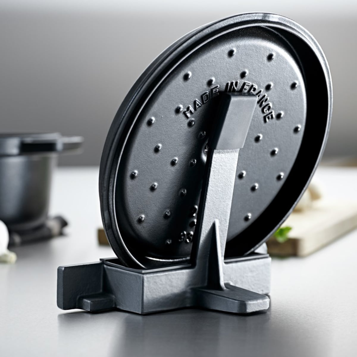 Staub Pan Lid Holder - Image 5