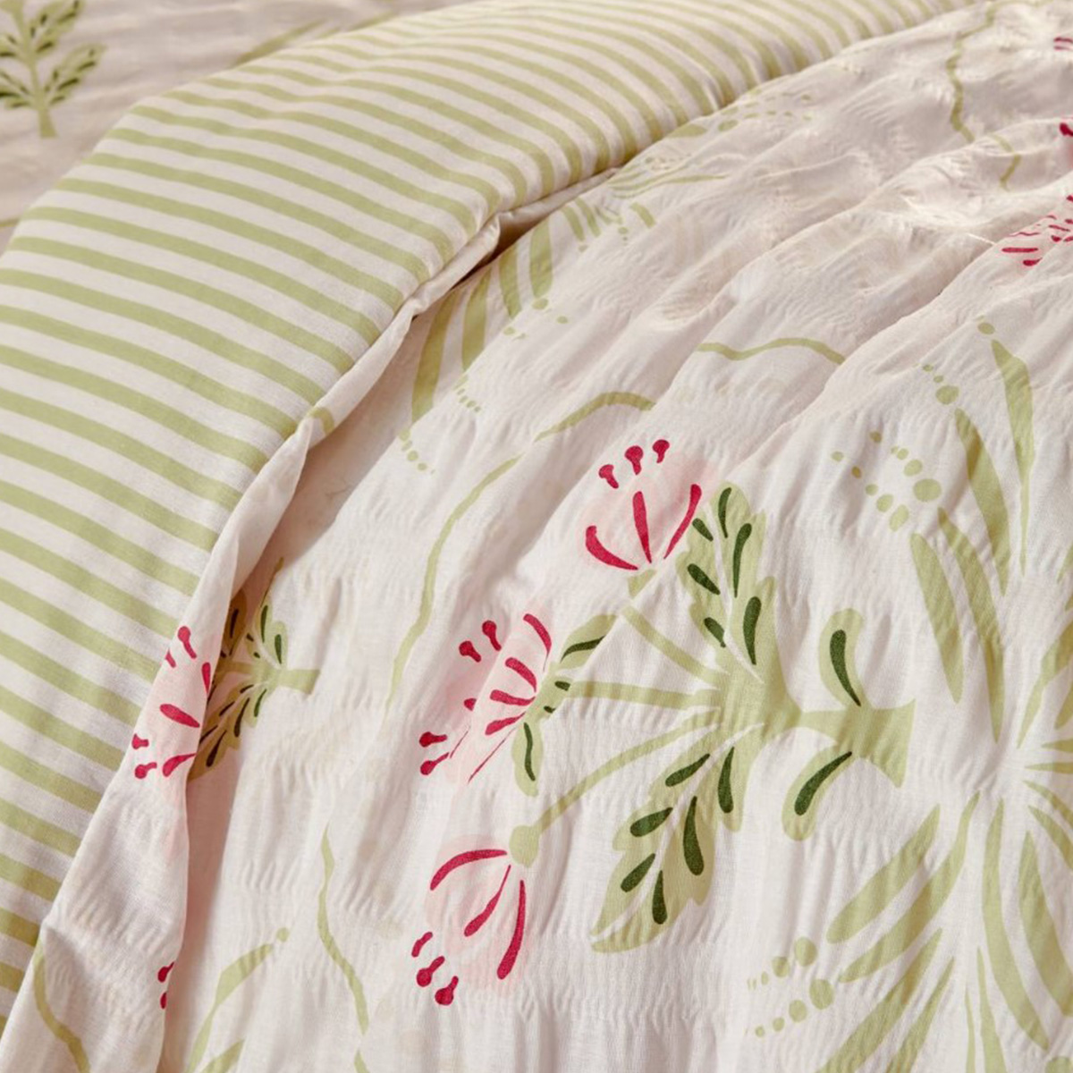 Atmosphera Rose Flower Bedding Set 240×220 CM - Image 4