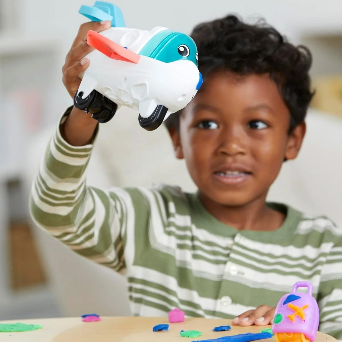 საძერწი ნაკრები თვითმფრინავი Play-doh Airplane Explorer Starter Set Play Set Hasbro - Image 6