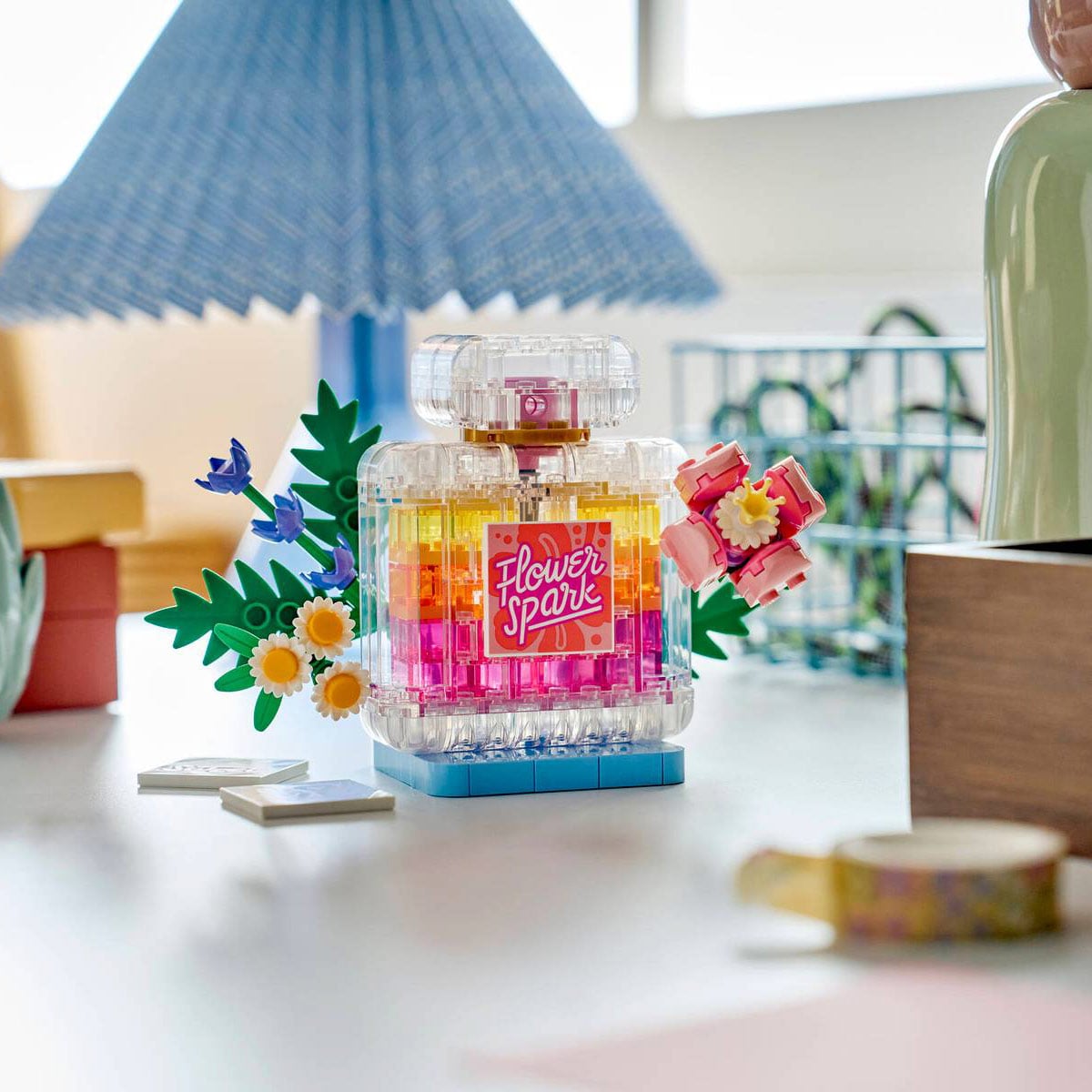 კუბიკების ნაკრები 286 ნაწილი Floral Decor Perfume Bottle Creator Lego 31383 - Image 6
