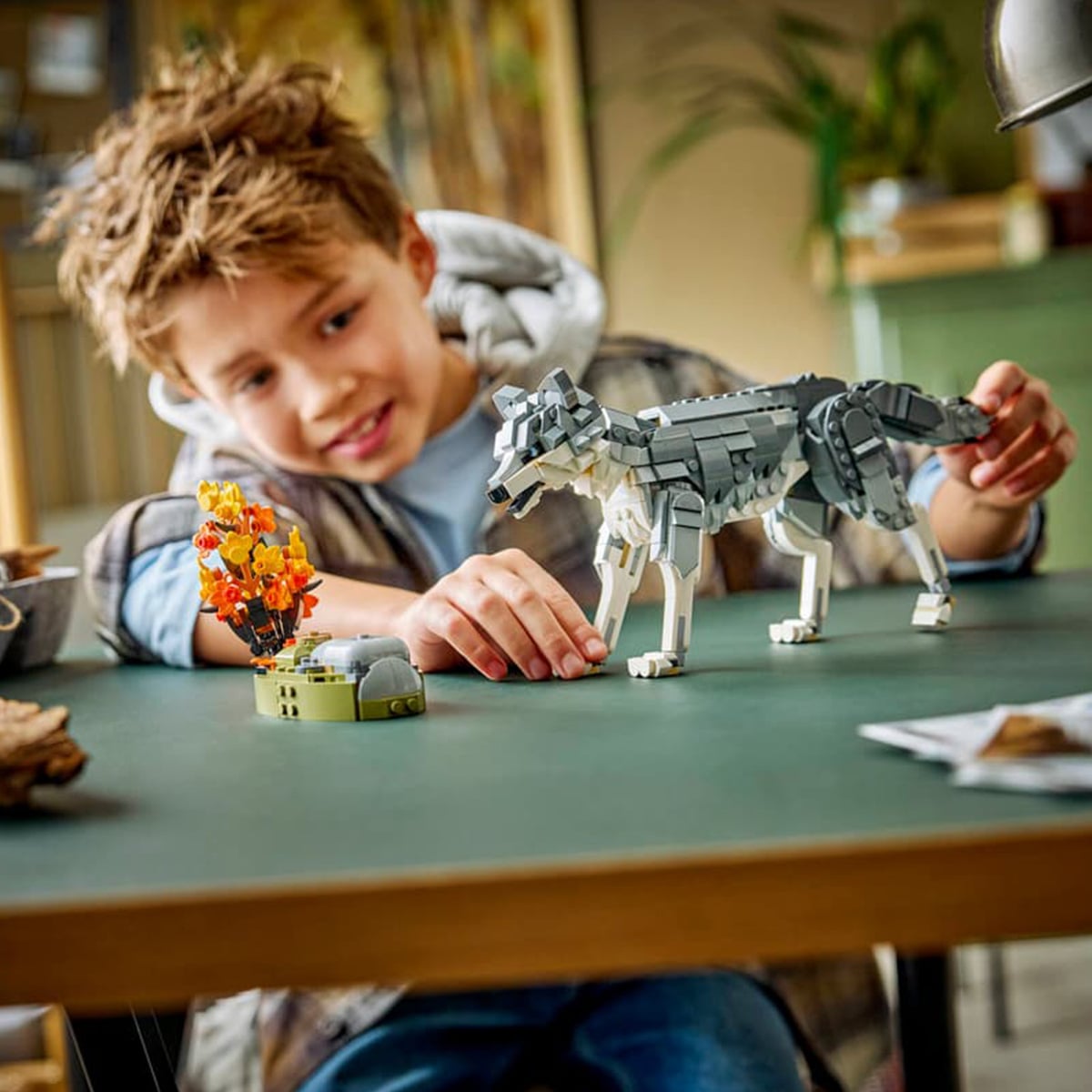 31393 Lego-Creator Forest Animals: Gray Wolf 657 Pieces - Image 12