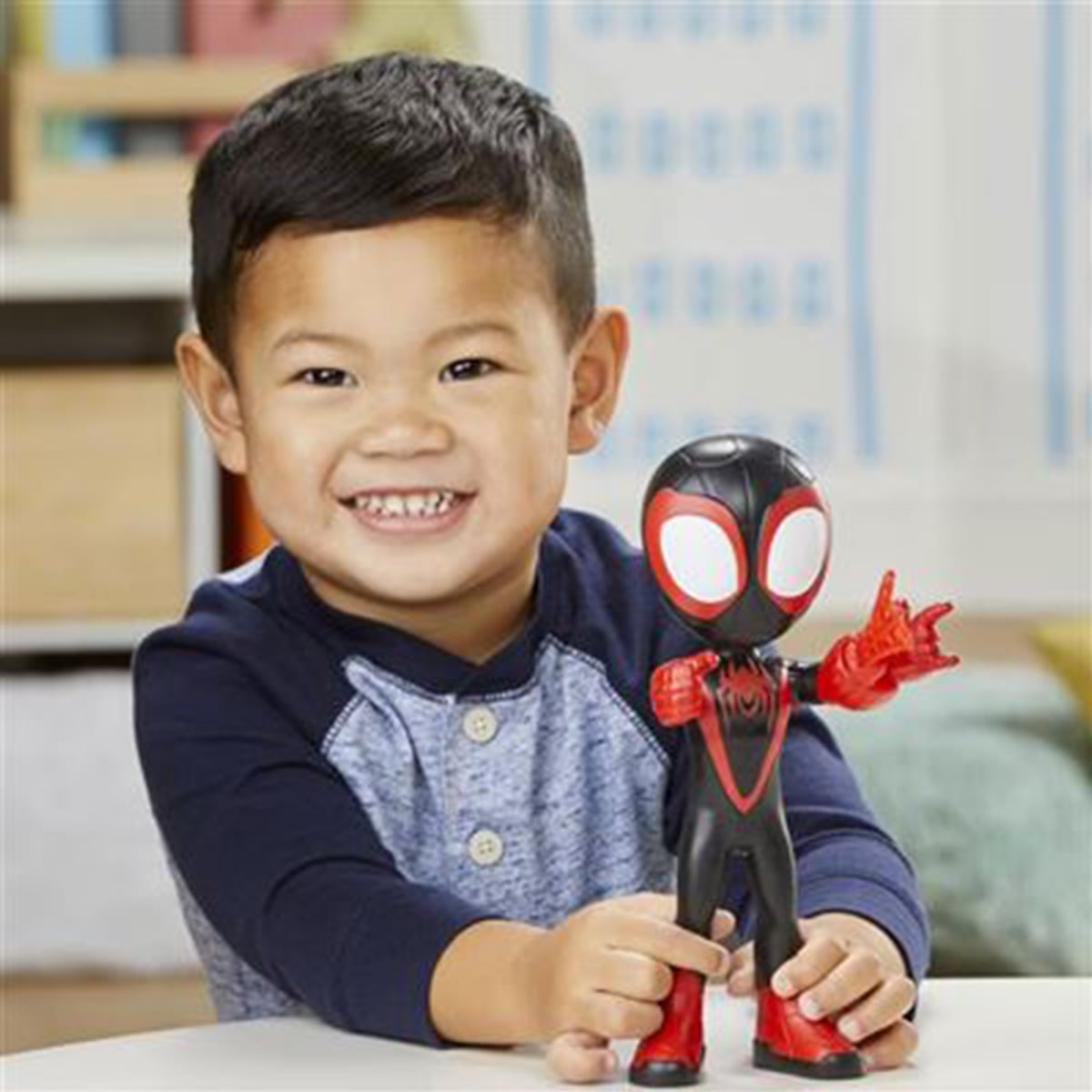 Hasbro Spidey And His Amazing Friends Miles Morales Figure With Accessoy 23 CM - Image 9